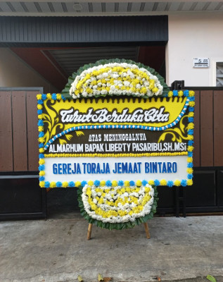 Papan Bunga Duka di Sukodadi
